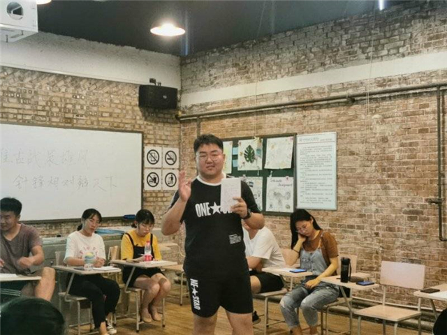 【完满演绎·课堂篇】群雄舌战展雄风 针锋相对辩天下——《演讲学》辩论赛活动成功举办