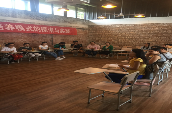 【名师名家】十年坚守,涓涓细流汇聚成河
