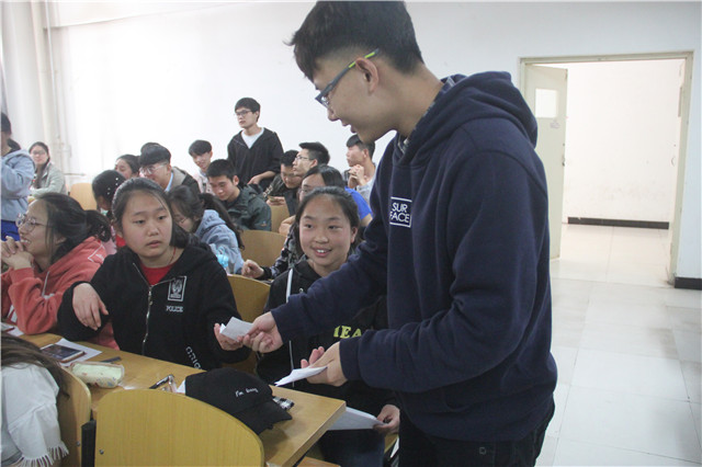 【协同育人·团队篇】践行晋商精神 探寻经管之路——远景学院跨经济学与管理学跨学科团队实践教学暨学习成果汇报评比成功举办