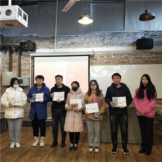 【传统文化·融合篇】以经典为伴 与圣贤同行——远景学院传统文化月系列活动之中英双语诵《论语》比赛成功举办