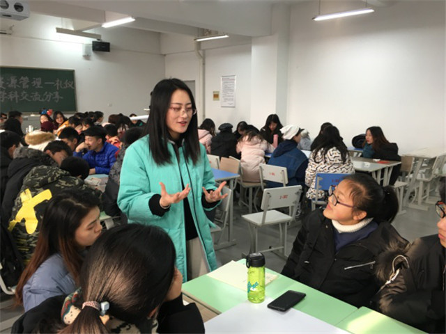 【学科融合·课堂篇】企业招聘要什么？员工应聘怎么做？——基于人力资源管理和礼仪的跨学科交流分享会