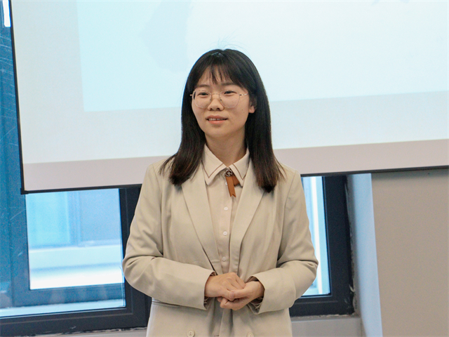【远景大讲堂】素琴挥雅操,清声随风起——青年古琴演奏家刘雨朦做客远景大讲堂