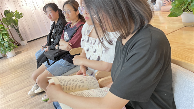 【书院直击·导师篇】榜样力量、筑梦远航:学姐严文珺的英语学习之道