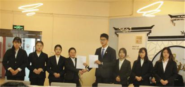 【情景模拟·融合篇】礼仪知识拍了拍你,原来职场中有这么多门道!