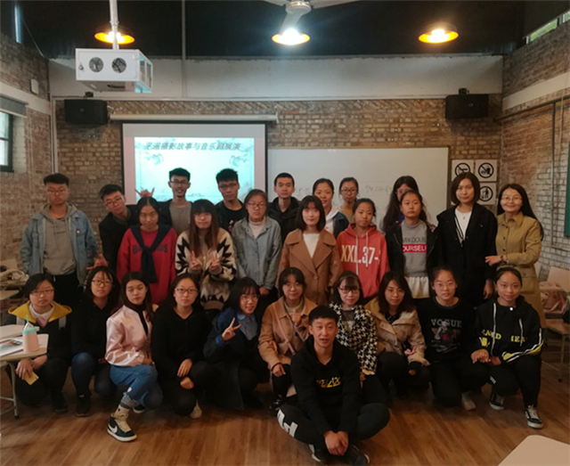 【完满演绎·课堂篇】远景学院实践报告课(九)音乐剧窗口看摄影人生