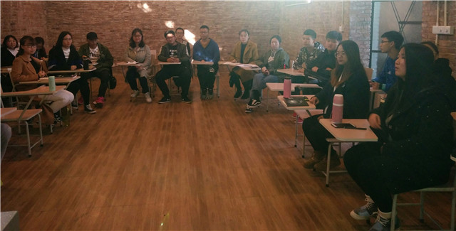 【完满演绎·课堂篇】生命多彩,尽在发现(一)