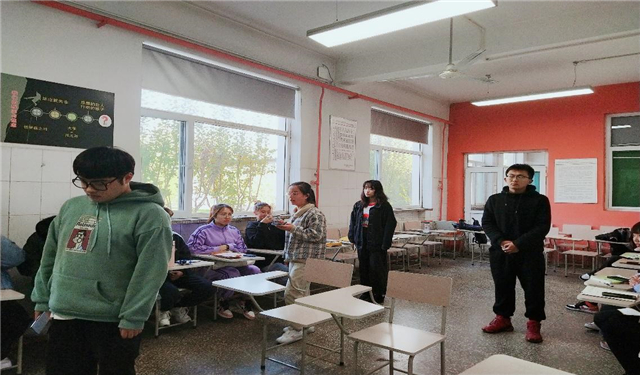 【完满演绎·课堂篇】演精彩人生,绎高尚品德——远景学院音乐剧之创意演绎