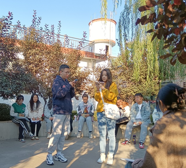 【完美演绎·课堂篇】午后花园会谈:如何在有朽的生命中实现不朽的价值?比如,爱情
