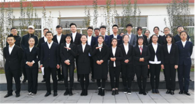 【完满演绎·课堂篇】细节定成败,礼仪面面观:腾讯校招模拟演练